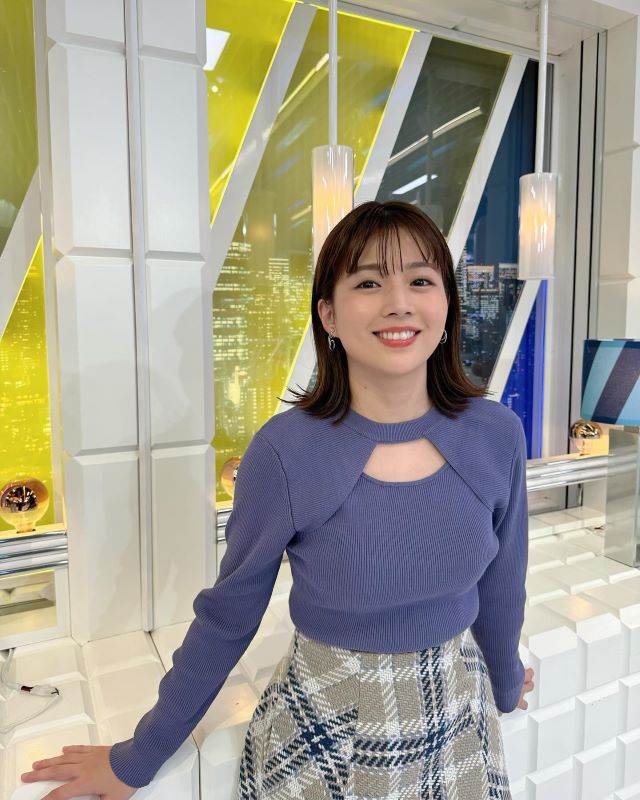 テレ朝・田中萌アナ、特徴的な衣装を着こなしたショットにファンはメロメロ💞「何でも似合いますね」