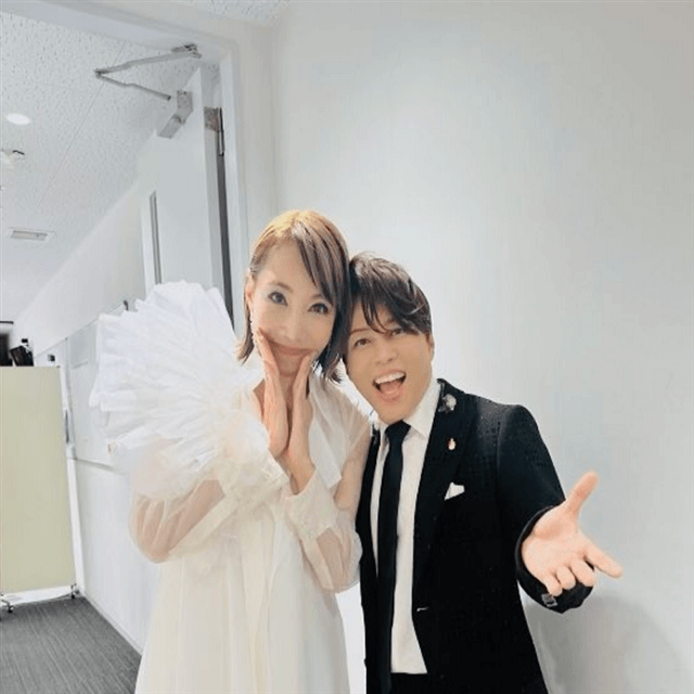 西川貴教がRENOJACK記念で柚希 礼音とのレアな2ショット公開！