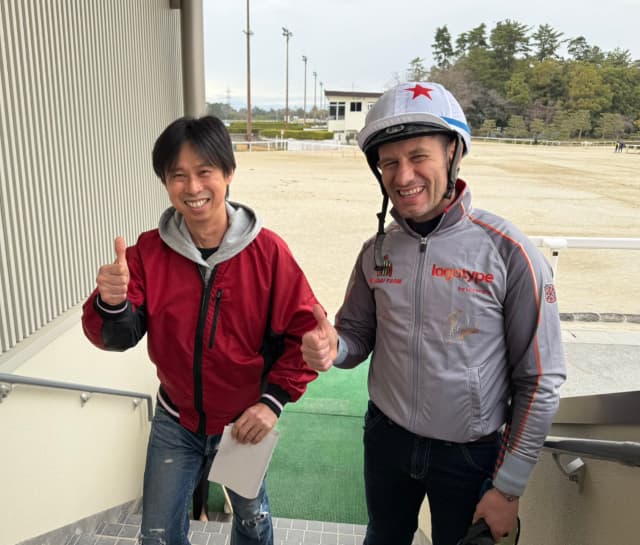 元JRA騎手の藤井勘一郎、今週G1レースに挑むミルコ・デムーロを激写！