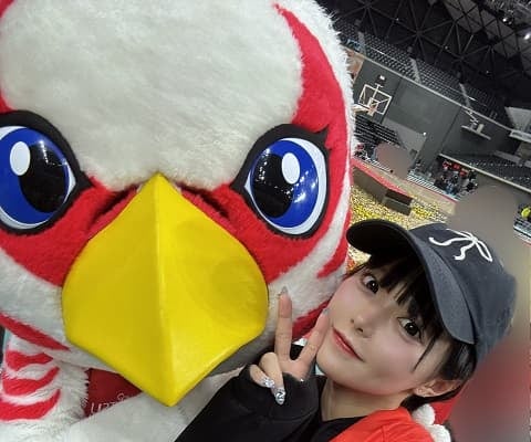 CANDY TUNE 福山梨乃が富士通レッドウェーブ戦を観戦！優勝を見届けた喜びショットも公開