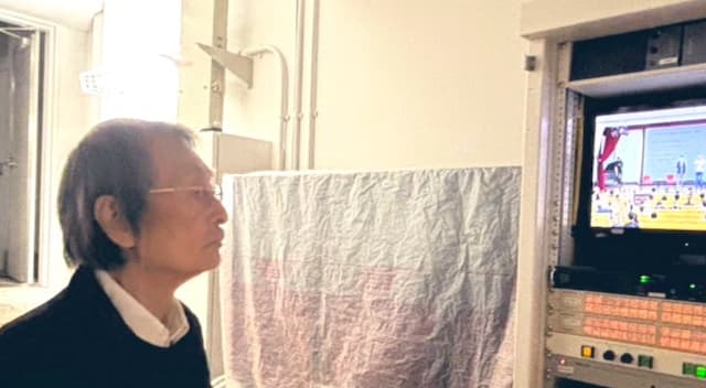 俳優・山崎努（88）、早稲田大で特別講義　27年ぶりの舞台で学生と語らう