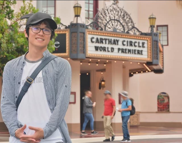 風間俊介、ディズニーカリフォルニアで爽やかショット 「変わらぬ若々しさ」に驚きの声