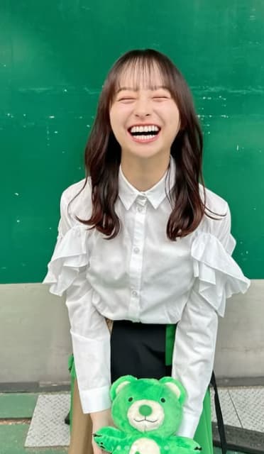 オフショットが可憐すぎ！女優 影山優佳 新CMに出演！