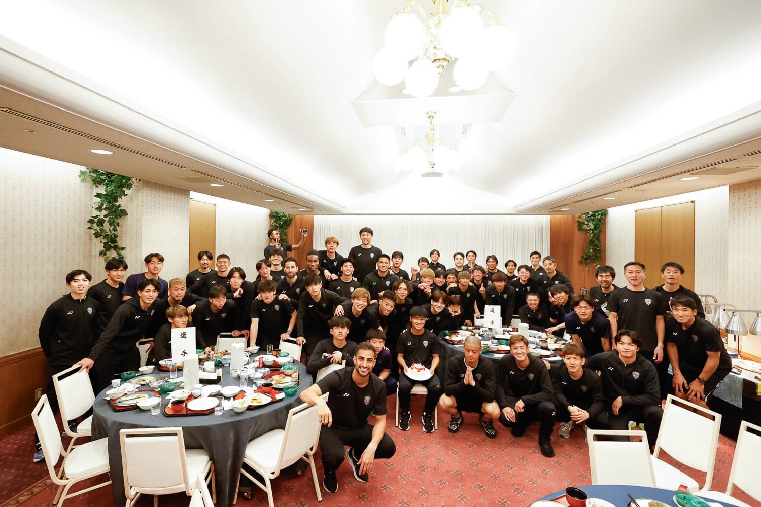 全国サッカー高校選手権大会、優勝メンバーがチームに合流！