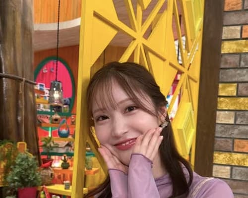 野村彩也子がピンクとパープルの春服コーデを披露！