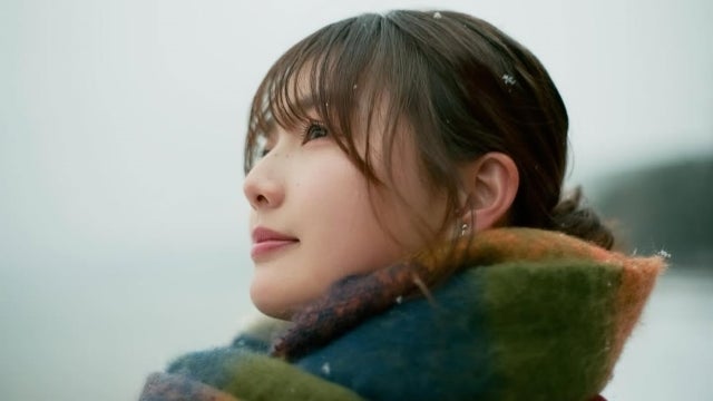 箭内夢菜、25歳の決意を雪の記憶とともに郡山に刻む『つないで』MVの原点回帰