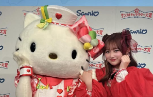 希空、キティちゃんと夢の対面♡サンリオキャラクター大賞2025で幸せ報告！