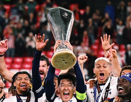「COME ON YOU SPURRSSSSSS」ソン・フンミンが約10年在籍のトッテナムでの初タイトル獲得