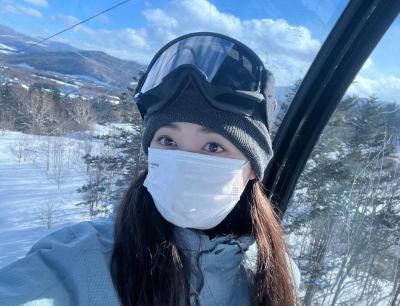 「笑顔かわいい💗」福原遥が旅行中のオフショットを公開👀✨