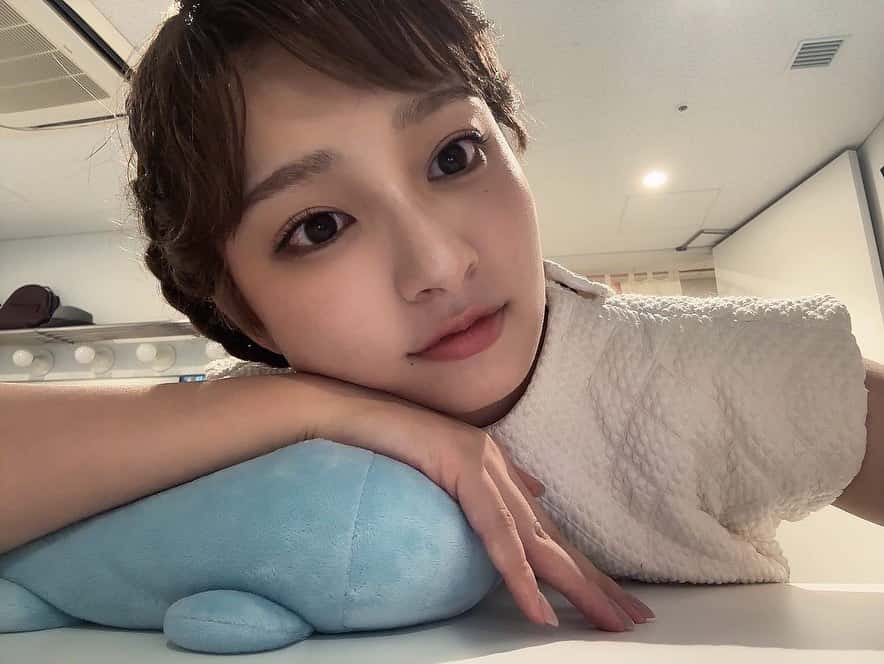 一風変わった吉川愛のオフショットにファン悶絶😍💖