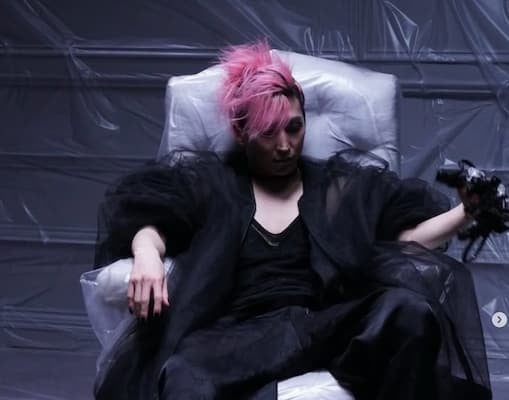 Snow Man・佐久間大介が人気楽曲Bass Bonのオフショットを連日公開！