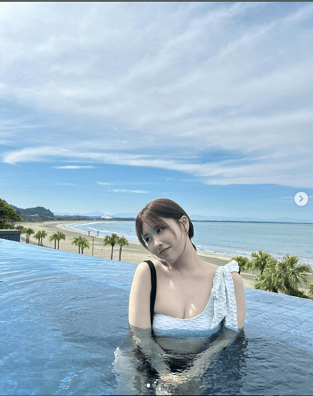 元AKB48・HKT48の中西智代梨、美ボディ披露！