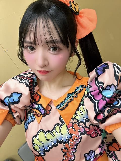 FRUITS ZIPPER・鎮西寿々歌が北海道でのライブに出演！ビジュも”方言カンペ”も可愛いと話題に