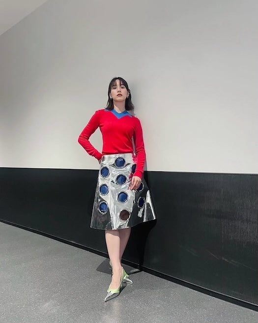 「着こなせるのすごい…」女優・のん　記念イベントでの個性派衣装公開！抜群のスタイルにファンからは感嘆の声が