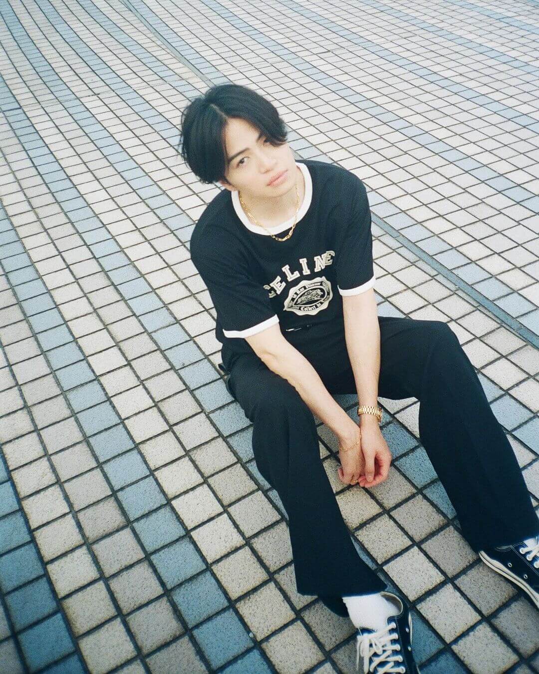 「一緒に出かけた記憶が、、、」菊池風磨がエモすぎるアザーカットを公開！