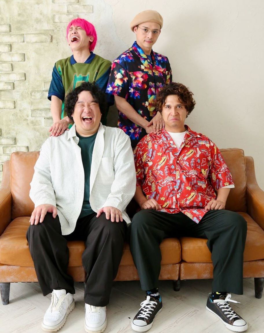 満島真之介が超豪華4ショットを公開