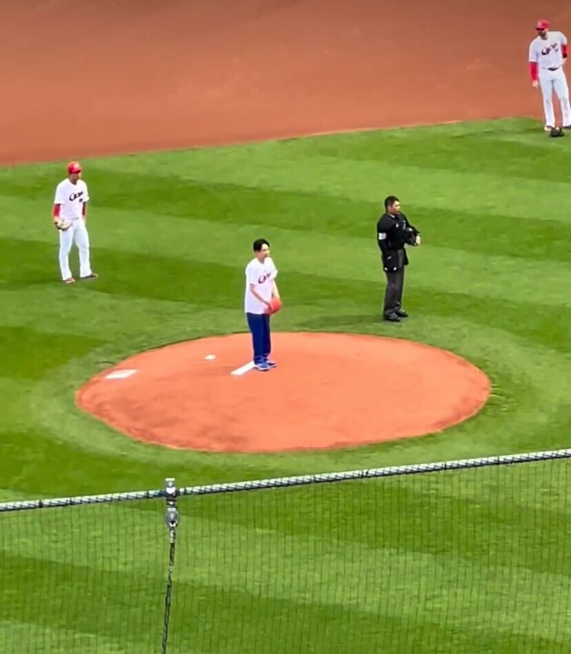 アンガールズ田中がアインシュタイン稲ちゃんと河井の始球式へ⚾✨
