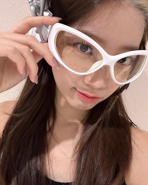 初ツアー中LE SSERAFIM・カズハのドアップショットにファン悶絶💕