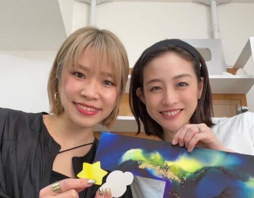 新井恵理那、絵本制作の舞台裏公開☆暗闇に光るアートが美しすぎる！