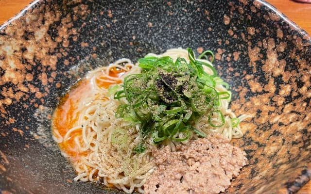 三浦マイルド、博多であえて地元・広島の「汁なし担々麵を食べること」に誇り持つ？