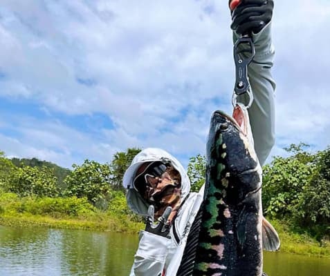 マレーシアでトーマンフィッシングをするGACKTの姿にファンから「シブすぎる！」との声