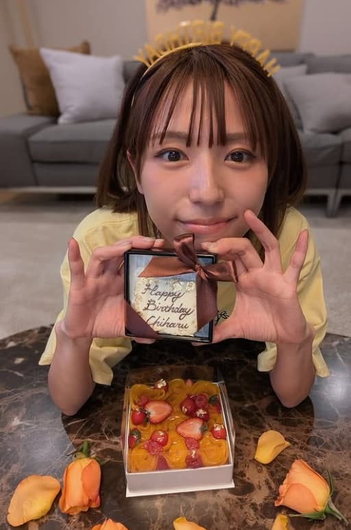 「40代!?いつまでも本当ぴちぴちで可愛い!」人気タレント〇〇の若見えショットにファン驚き「AIよりリアルの方が可愛い」