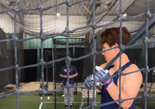 「The Big Man Is Back！」吉田正尚、力強いバッティング動画を公開