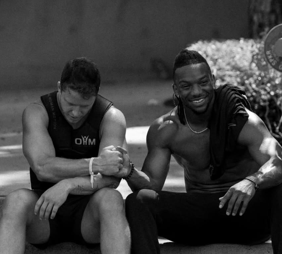 話題沸騰！NFL最強RBコンビがオフシーズンに電撃合流「これは史上最恐デュオ」説浮上！？