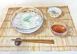 アンミカ「やっと筆を持てるようになってきた」リハビリの成果を告白 手術前に描いた絵を公開