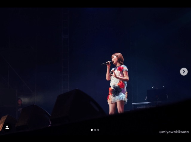 瀧本美織「フェスで熱唱」に多くのいいねが集まる