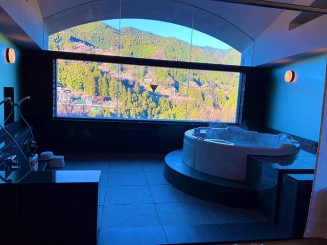 「なんて贅沢な」女子プロゴルファーが投稿したゴルフ場の設備が豪華だと話題に