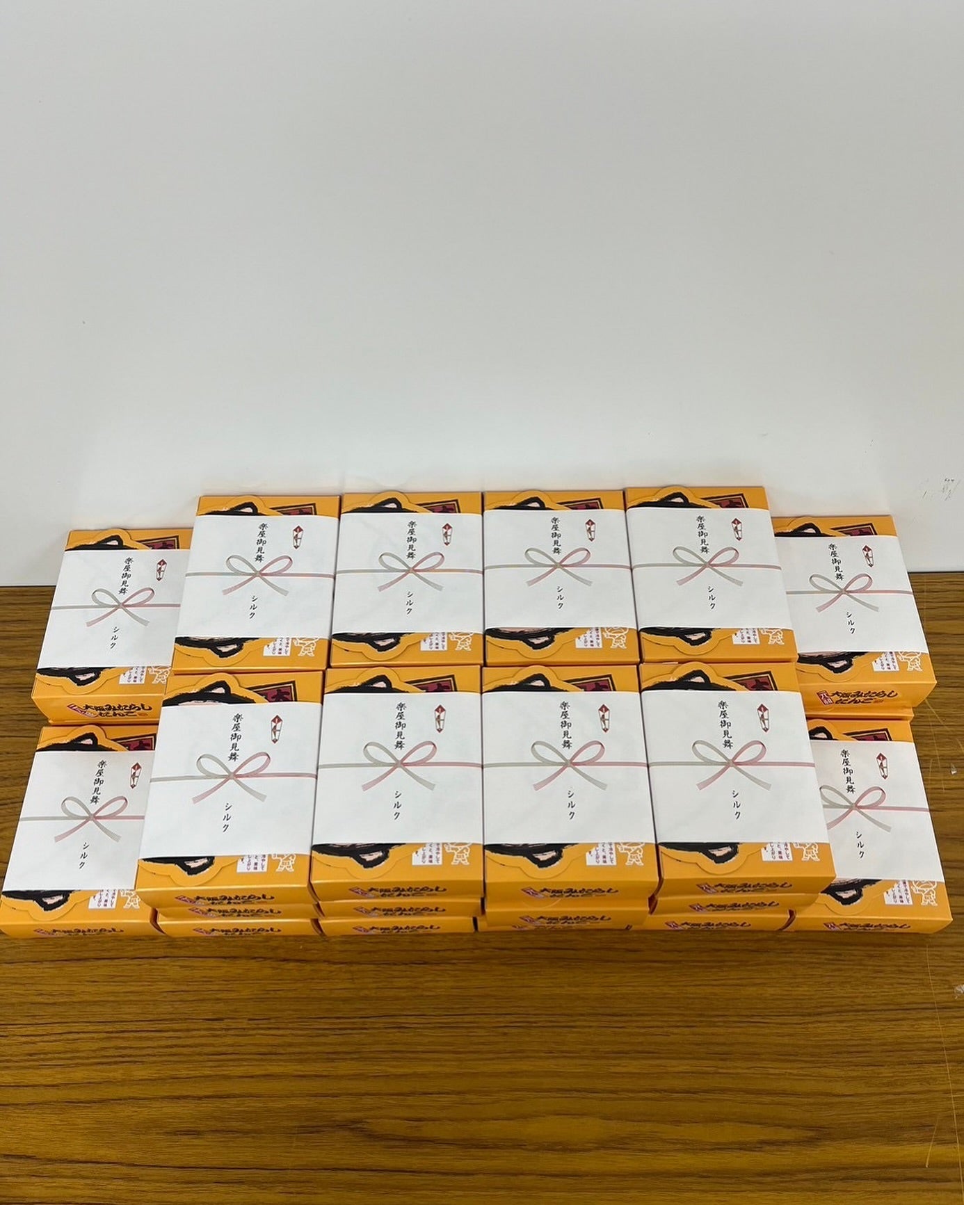 浜田雅功の妻・小川菜摘がインスタグラムを更新。シルクからの差し入れは...