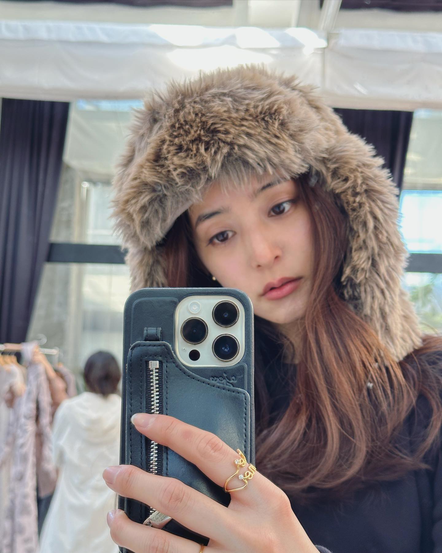 新木優子、帽子を被った自撮り写真を公開✨ファンから「ビジュ良すぎます！」との声