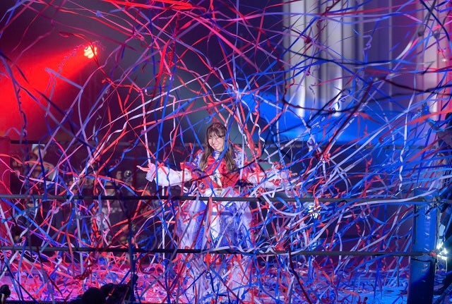 「本当に本当に幸せでした」元SKE48プロレスラー・荒井優希が大量の紙テープに感激！