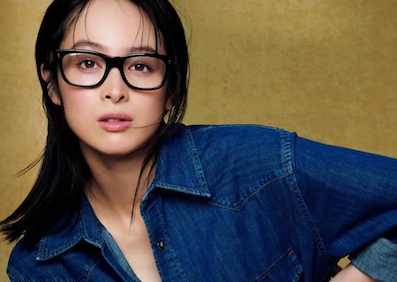 「かっこよすぎ！」清野菜名、クールな表情で着こなすデニムスタイルにファンから反応続出！