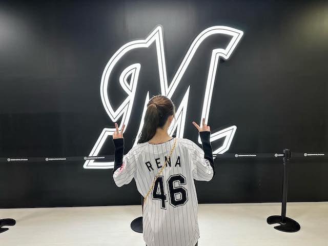 守屋麗奈 可愛らしいユニフォーム姿を公開⚾️