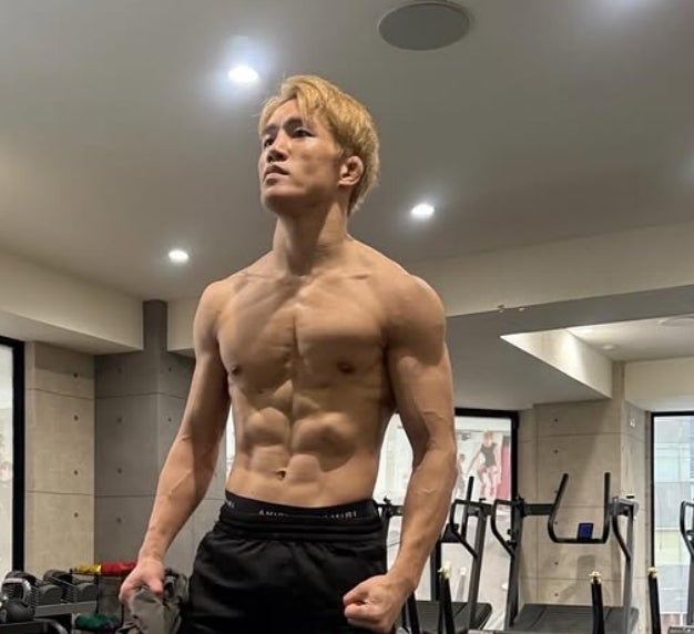 朝倉海が見せた“鋼の肉体”にファン騒然