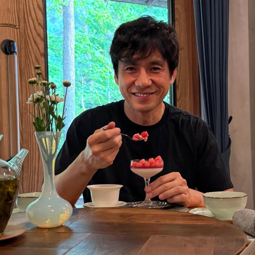 西島秀俊が満面の笑みでスイーツを堪能！「笑顔が可愛すぎます」とファン