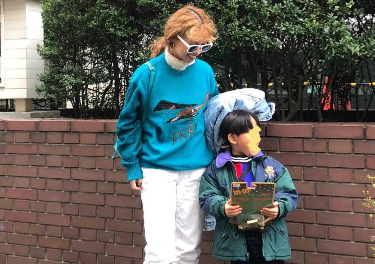 Pecoが長男との仲良し2Sを公開🌟「ますます綺麗になってます」と大反響