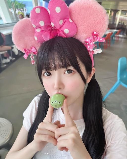 「楽しそうで幸せ」11月に解散を発表した人気アイドルがディズニーショットを公開