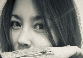 瀬戸朝香、寝不足明かす投稿にファンから心配の声「無理しないで」