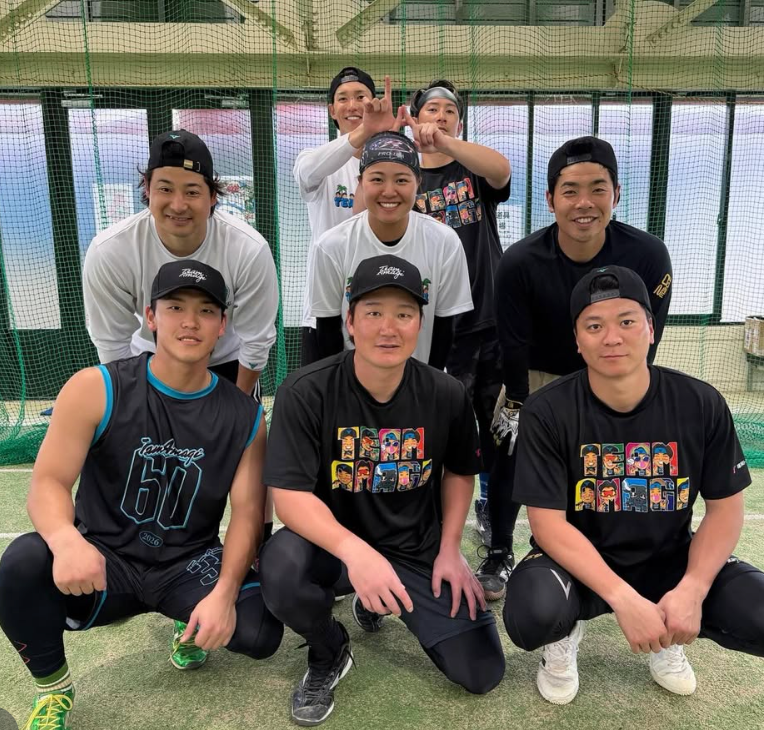 島野愛友利が徳之島で自主トレ参加　近藤健介率いるチームから得た“学び多き時間”