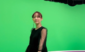 「可愛すぎる…！」新井恵理那、華やかスタジオショットにファン悶絶