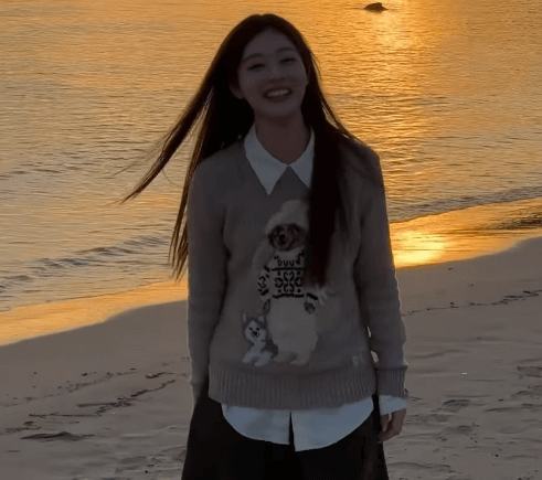 「なんと絵になる美女なんだ…」元アイドル、デートシチュ写真＆サンセットムービーを披露しファン・フォーリンラブ