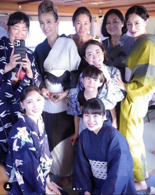 長谷川京子「夏の思ひ出」豪華メンバー浴衣ショットが話題