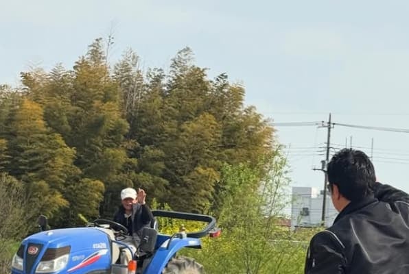 北斗晶がほっこりな日常を報告！畑仕事を頑張る父に差し入れ