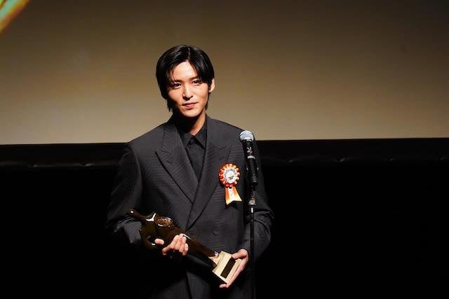 目黒蓮がTAMA映画賞で最優秀新進男優賞を受賞✨💖「嬉しかったなぁみんなありがとね〜」