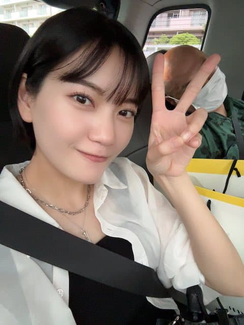 クロちゃんがリチに隠されて見えない⁉︎ラブラブショット公開👀