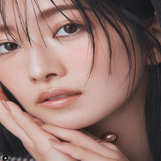 「写真集待ってます」美人モデル・小室安未、ファンドキドキのドアップフォトを披露