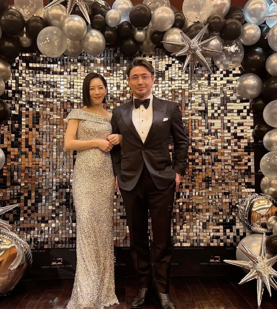 「ステキしかないです♡」魔裟斗＆矢沢心夫婦、腕組みラブラブ2ショットにファン歓喜！